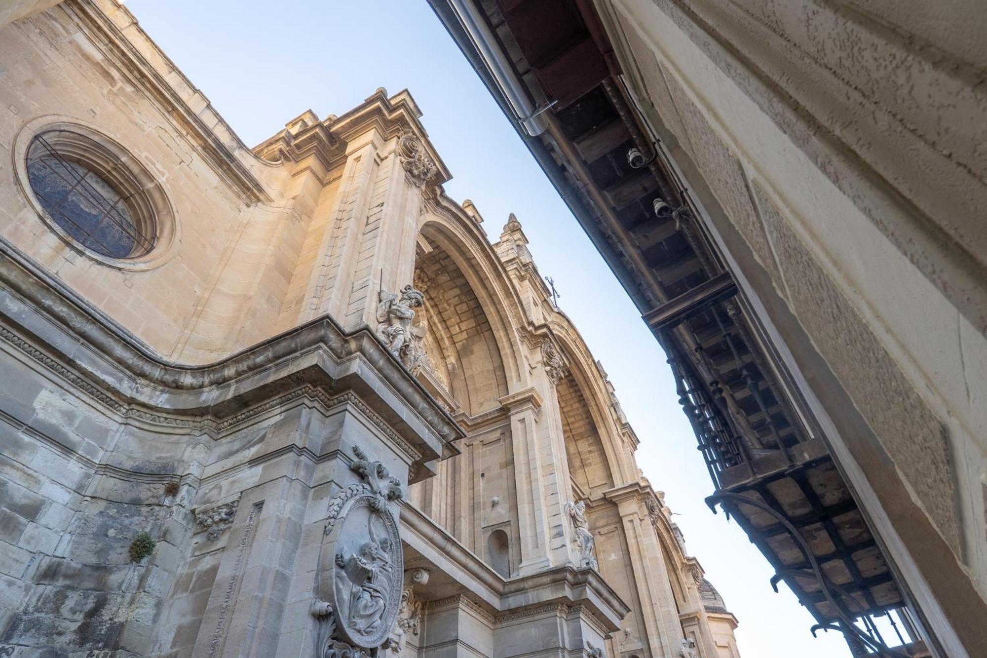 Pie De La Catedral Duplex Grenade
